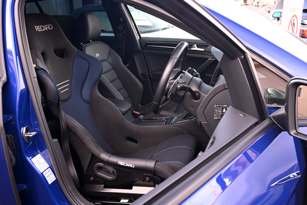 220205_vw_golf_asmyokohama_recaro_rsg_1.jpg