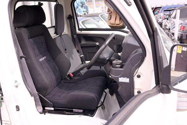 220208_subaru_asmyokohama_recaro_ergomed_1.jpg