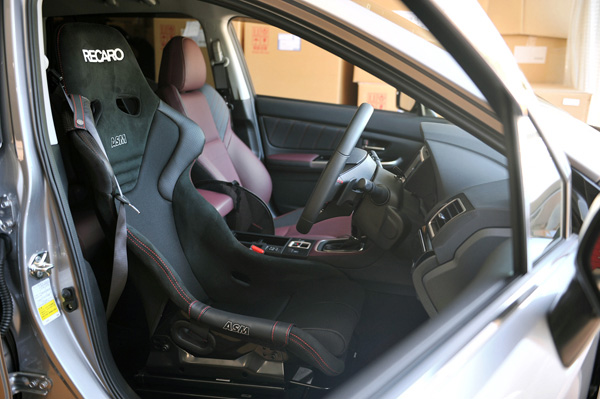 スバル レヴォーグ レカロ専門店 Asm 横浜市中区 レカロ Recaro シート装着写真 装着例