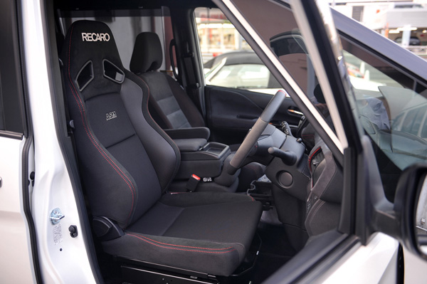 ニッサン セレナ レカロ専門店 ASM -横浜市中区- レカロ(RECARO)シート