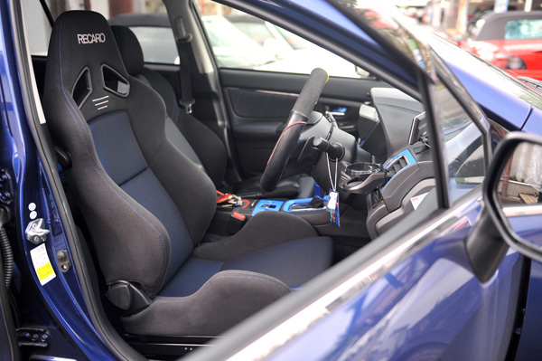 スバル レヴォーグ レカロ専門店 Asm 横浜市中区 レカロ Recaro シート装着写真 装着例